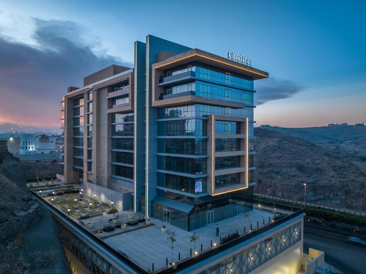 Citadines Abhaアパートホテル エクステリア 写真 The headquarters of the Saudi Electricity Company in Riyadh