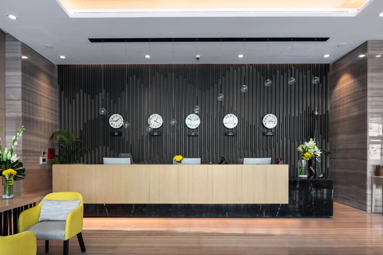 Citadines Abhaアパートホテル エクステリア 写真 Reception desk at the hotel