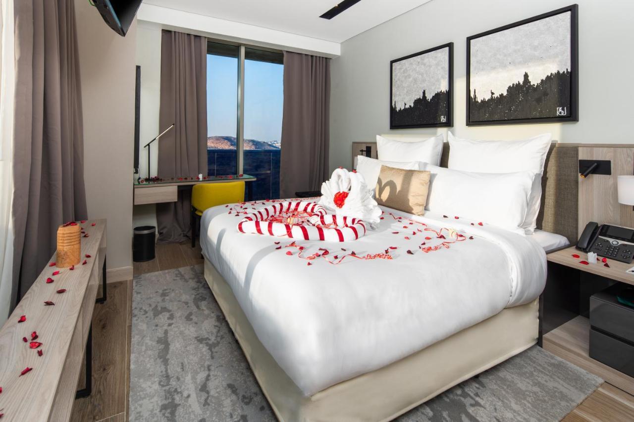 Citadines Abhaアパートホテル エクステリア 写真 Deluxe room