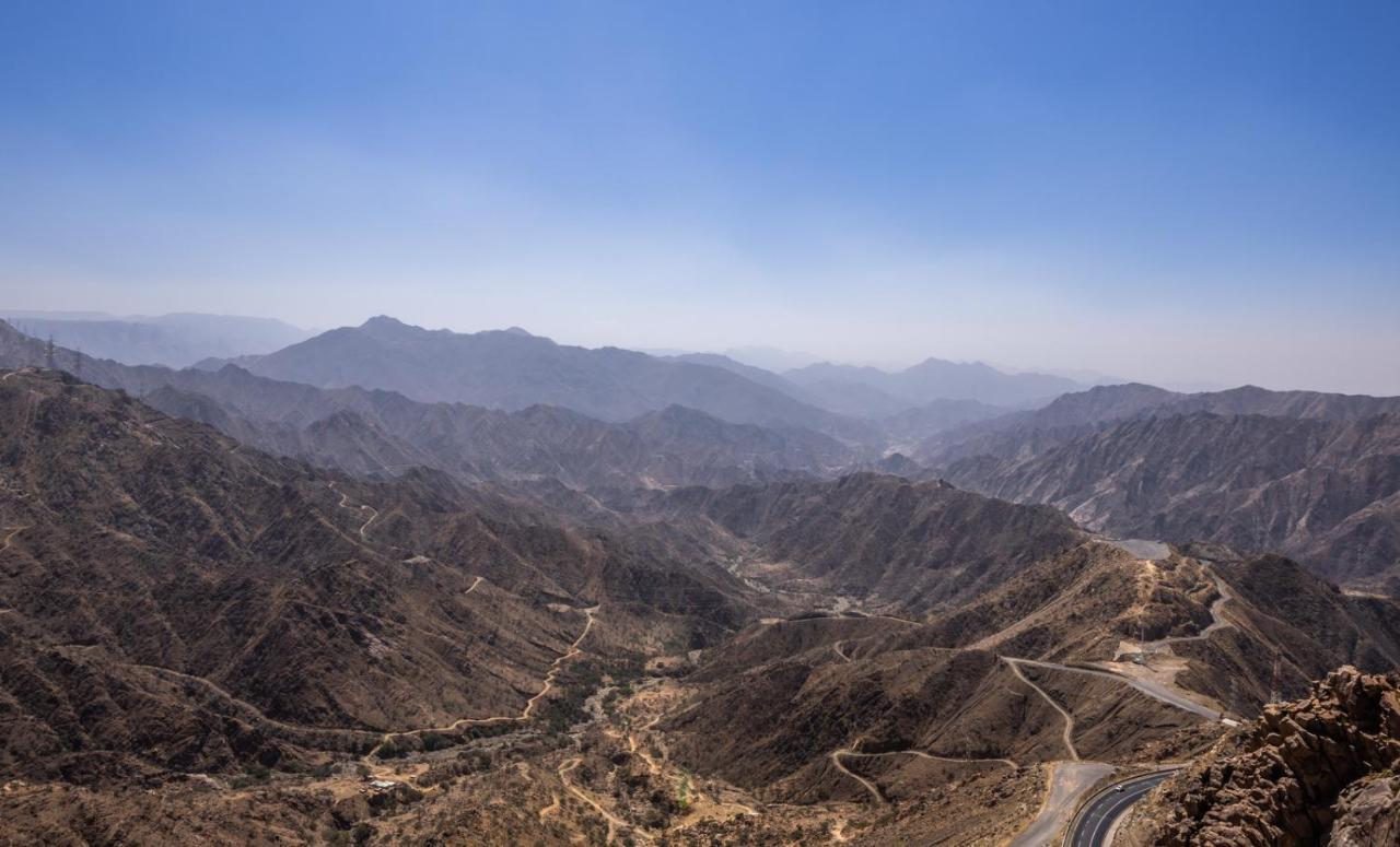 Citadines Abhaアパートホテル エクステリア 写真 The Hajar Mountains