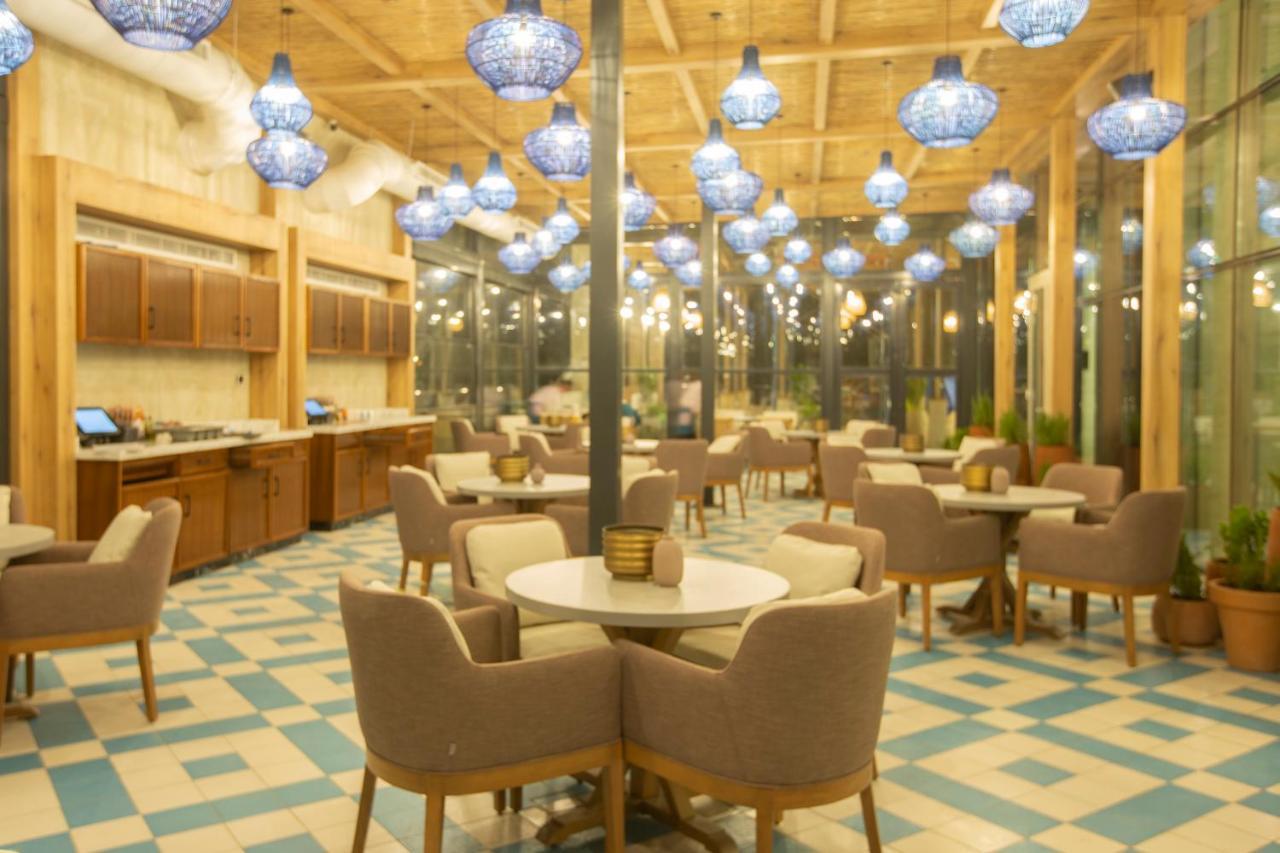 Citadines Abhaアパートホテル エクステリア 写真 The interior of the restaurant